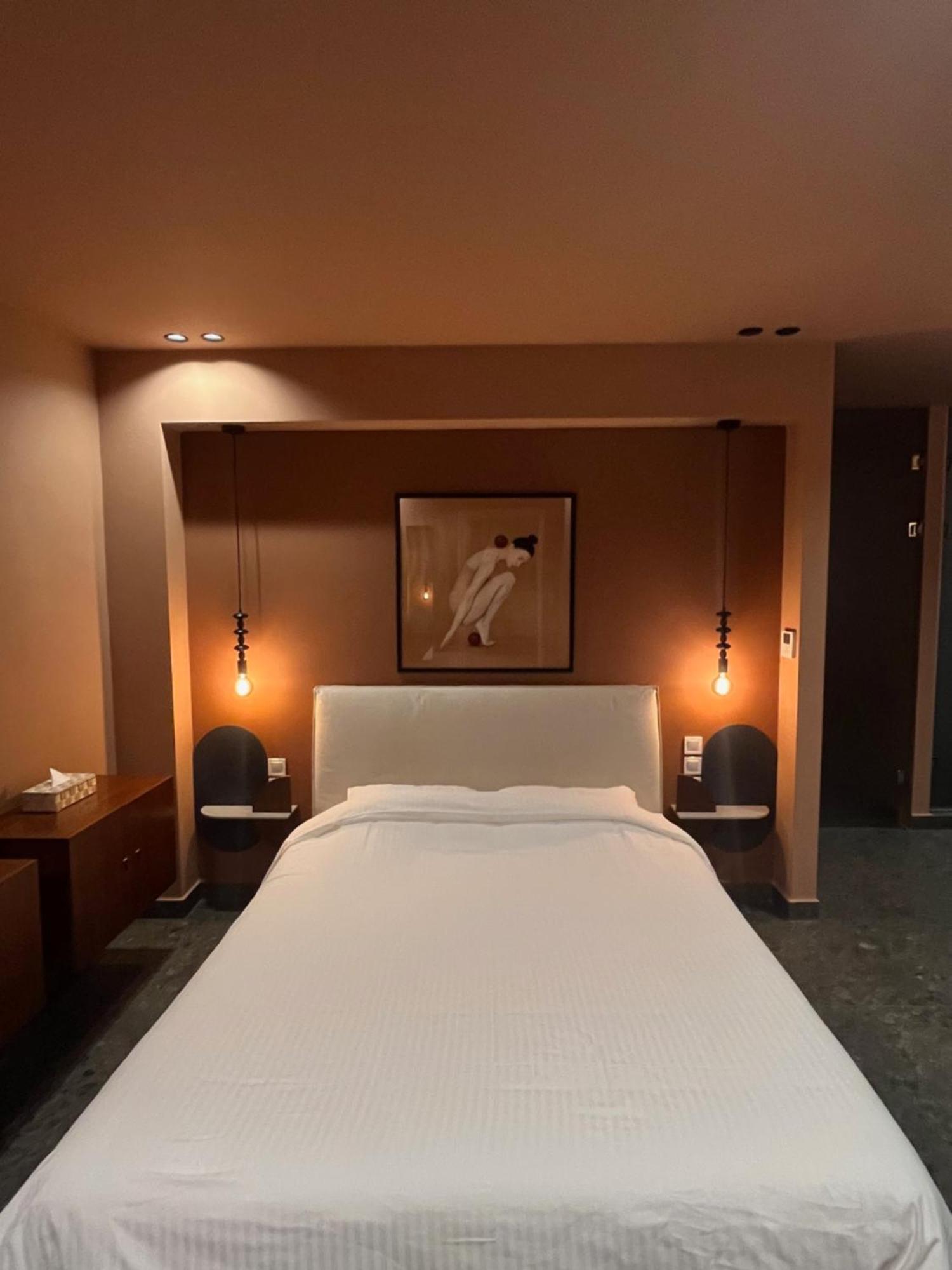 The H Experience Boutique Apartments Aten Exteriör bild