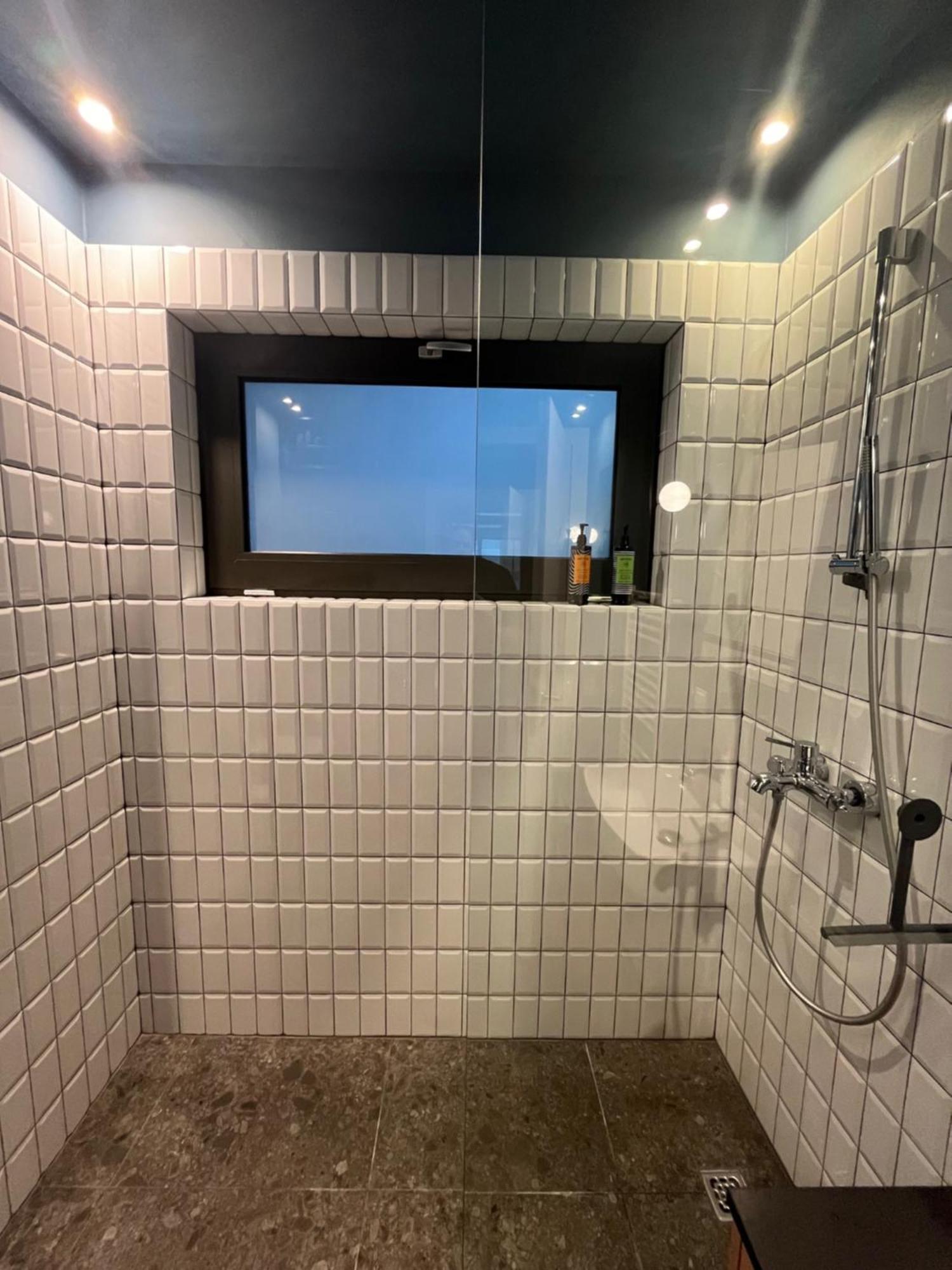 The H Experience Boutique Apartments Aten Exteriör bild