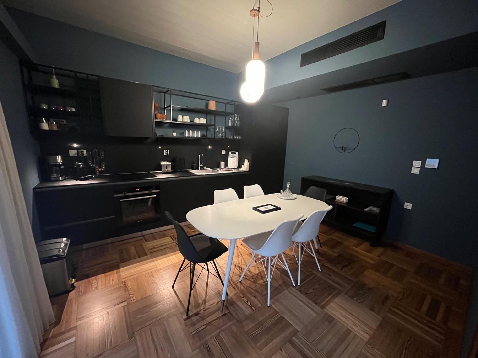 The H Experience Boutique Apartments Aten Exteriör bild